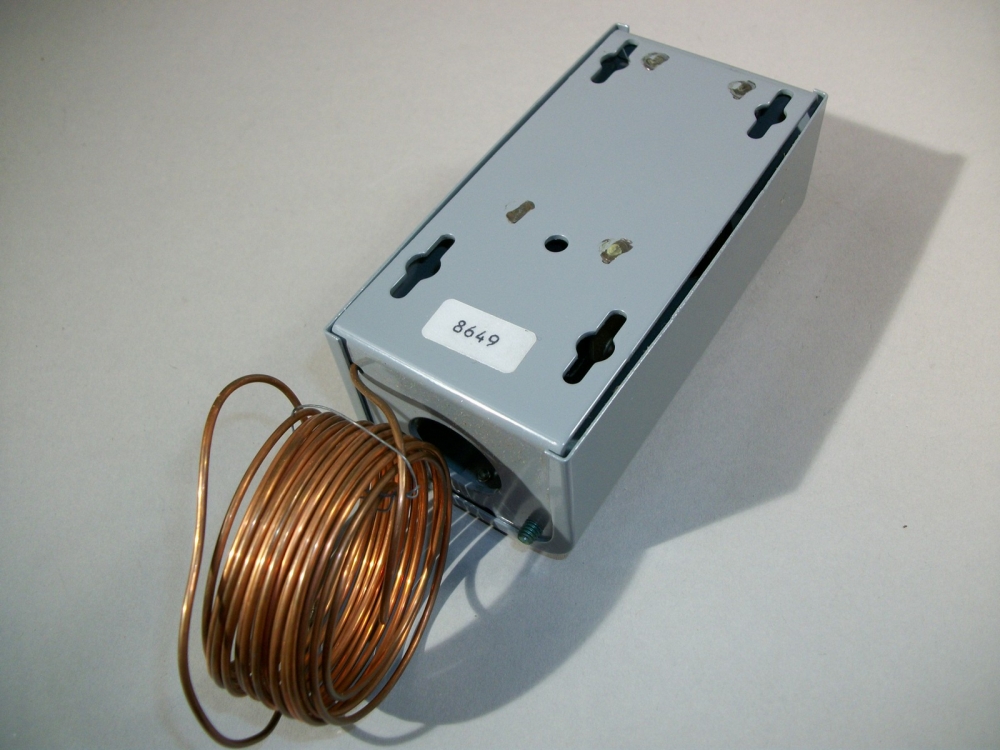 Johnson Controls A19AAF12 Temperature Temp Control Penn Series A19