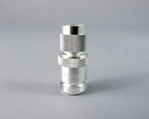 Anritsu/DDK Type N Jack til - TNC Plug RF Between Series Adapter