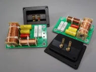 2 Way Crossover Pair 500 Watt High Power 6 or 8 Ohms & 2 Rectangular Terminal Cups