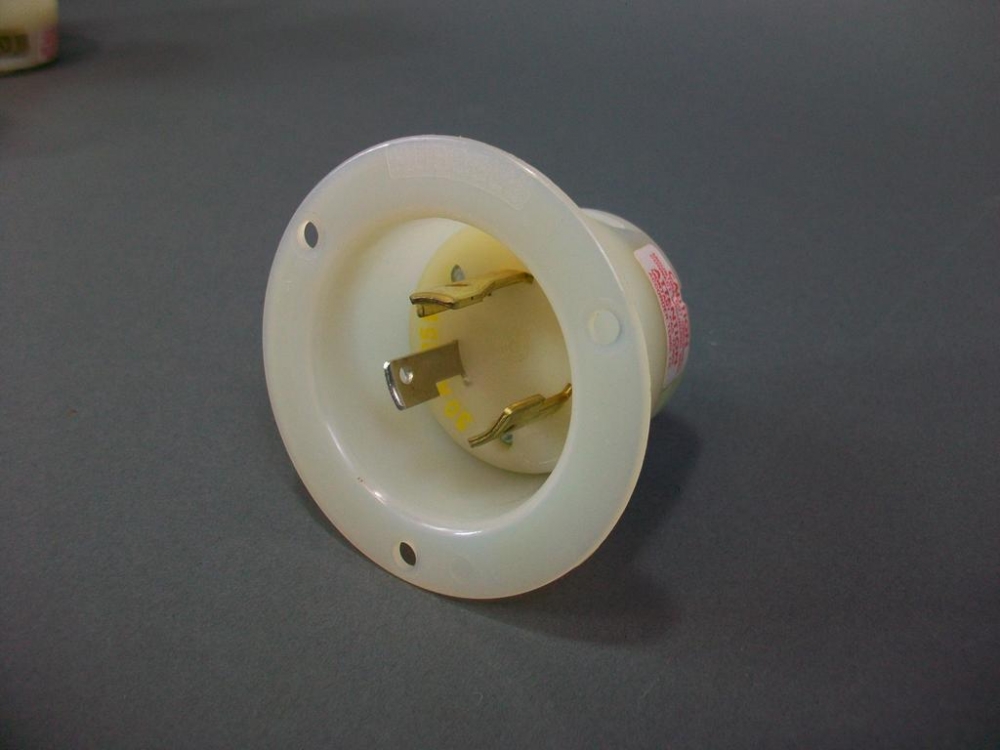 (1) Hubbell Flanged Inlet Connector WC596/931 New Old Stock Mavin