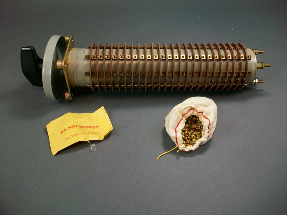 NOS Precision Engineering Multi Pole Switch W/ Knob Electronic Mavin