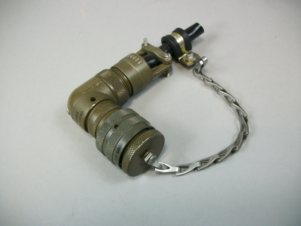 Glenair M85049/3714W04L Backshell 90 Degree Connectors Bendix