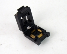 Yamaichi 80 Pin QFP Quad IC Carrier, Part Number: IC51-0804-956-2